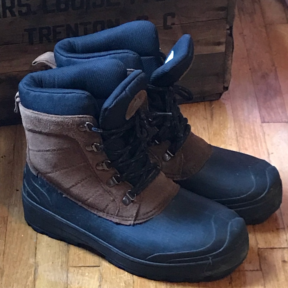 Snow Boots